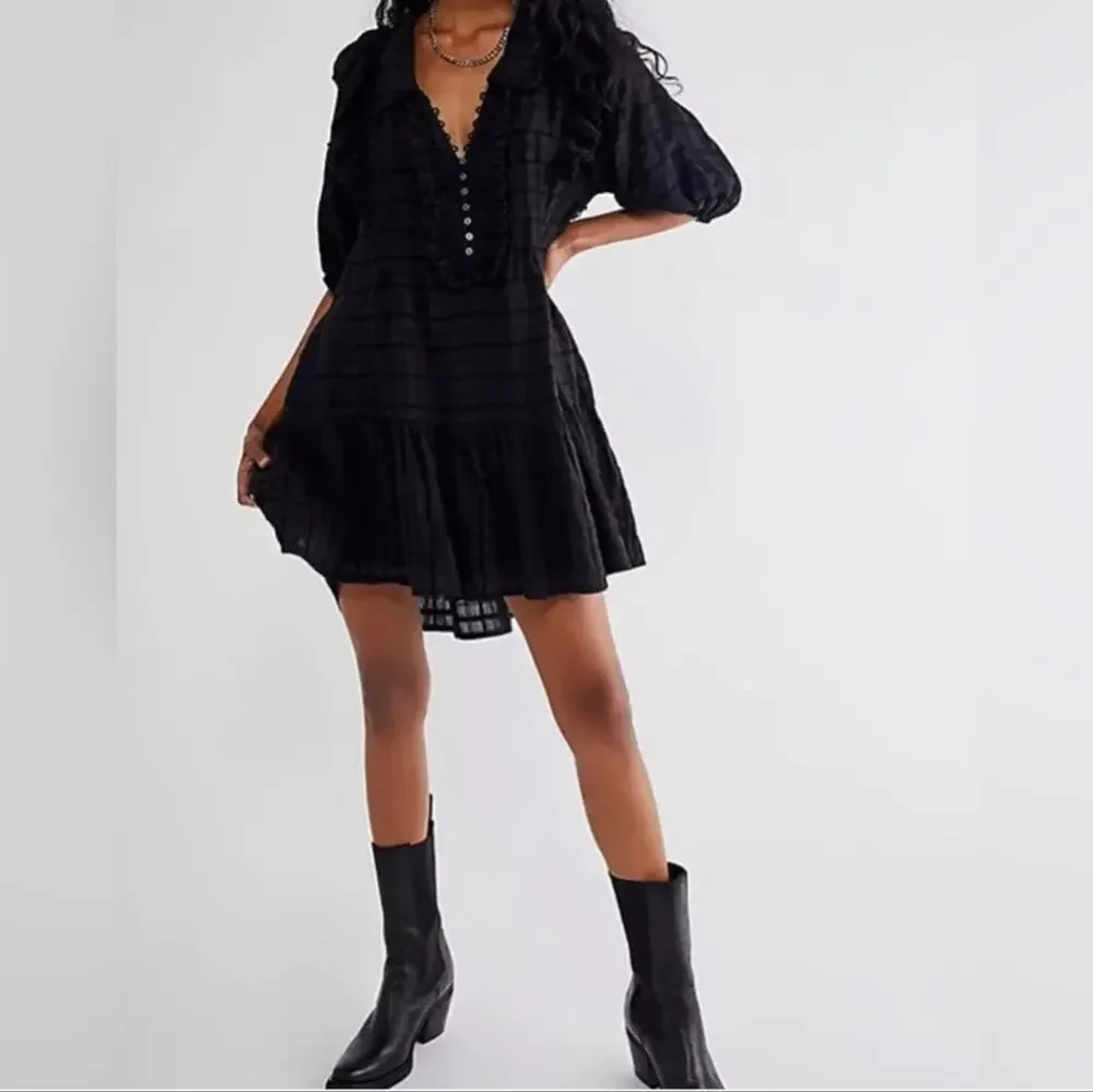 Free People Black Gauze Cotton Elora Eyelet Lace Ruffle Boho Summer Mini Dress